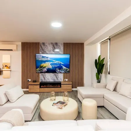 Luxury Dunia شقة